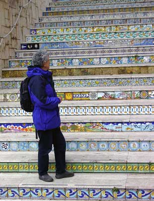 Ceramic tiled steps at Sciacca - click to close