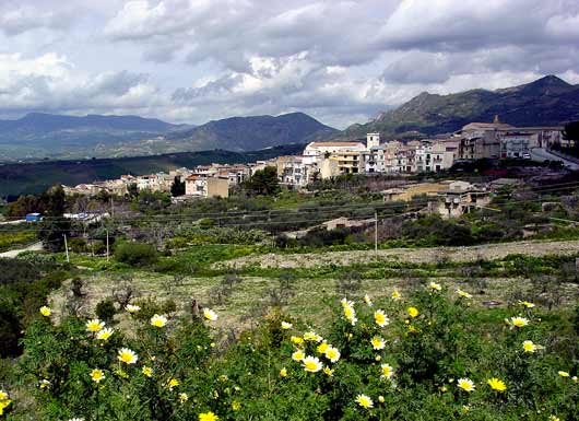 Villafranca Sicula in western highlands - click to close