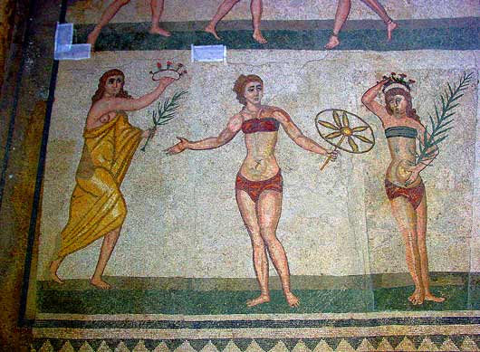 Mosaics at Piazza Amerina Roman villa - click to close