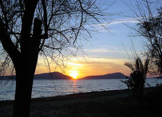 Navarino Bay sunset - click to close