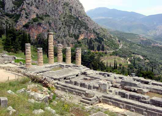 Delphi - Temple of Apollo - click to close