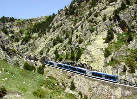 Cremallera mountain railway - click to close